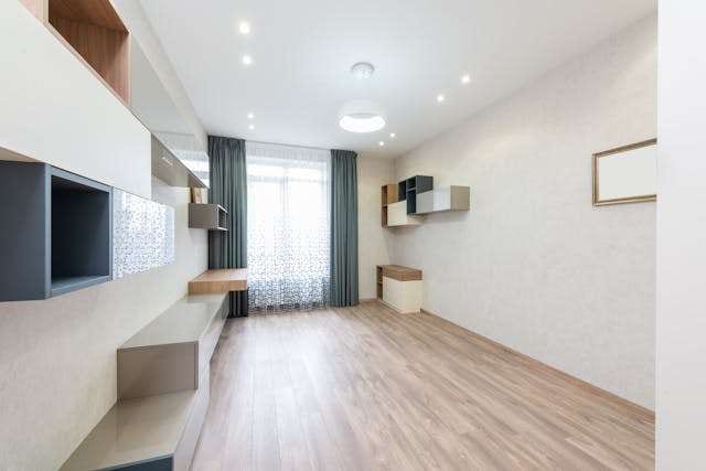 Pros and Cons of Vinyl Plank Flooring